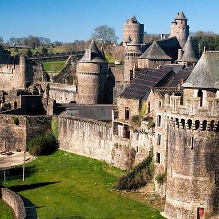 Appartement Proche Gare Routiere Fougères المظهر الخارجي الصورة